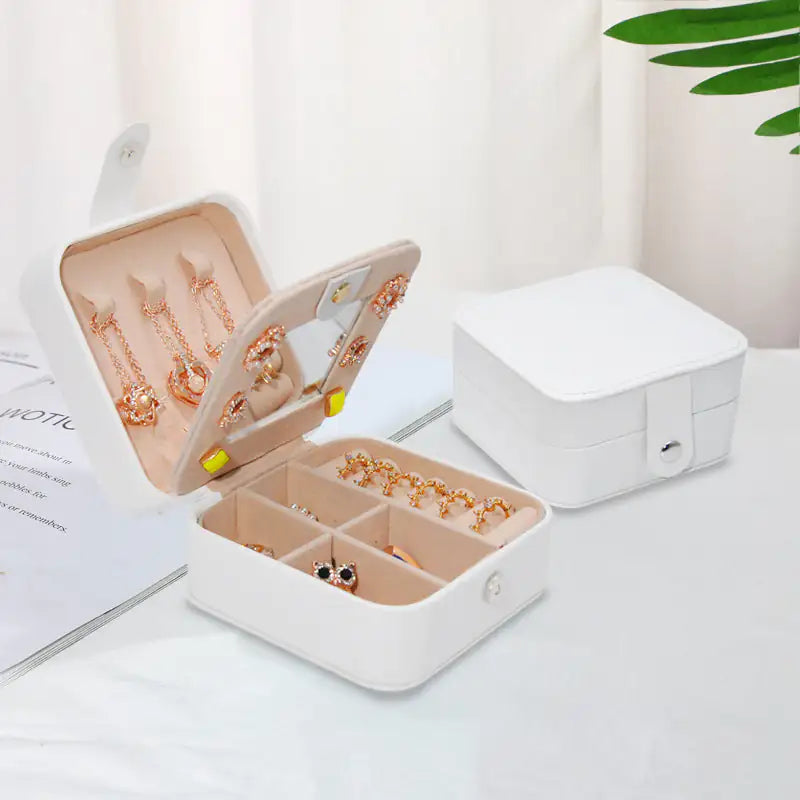 Mini-Jewelry Travel Box